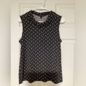 Banana Republic Sleeveless Black and White Blouse